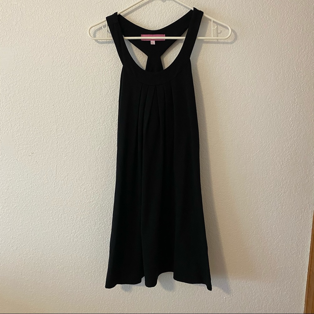 Comfortable  and casual little black dress!